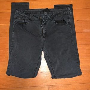 Forever 21 Skinny Knee Rip Jeans